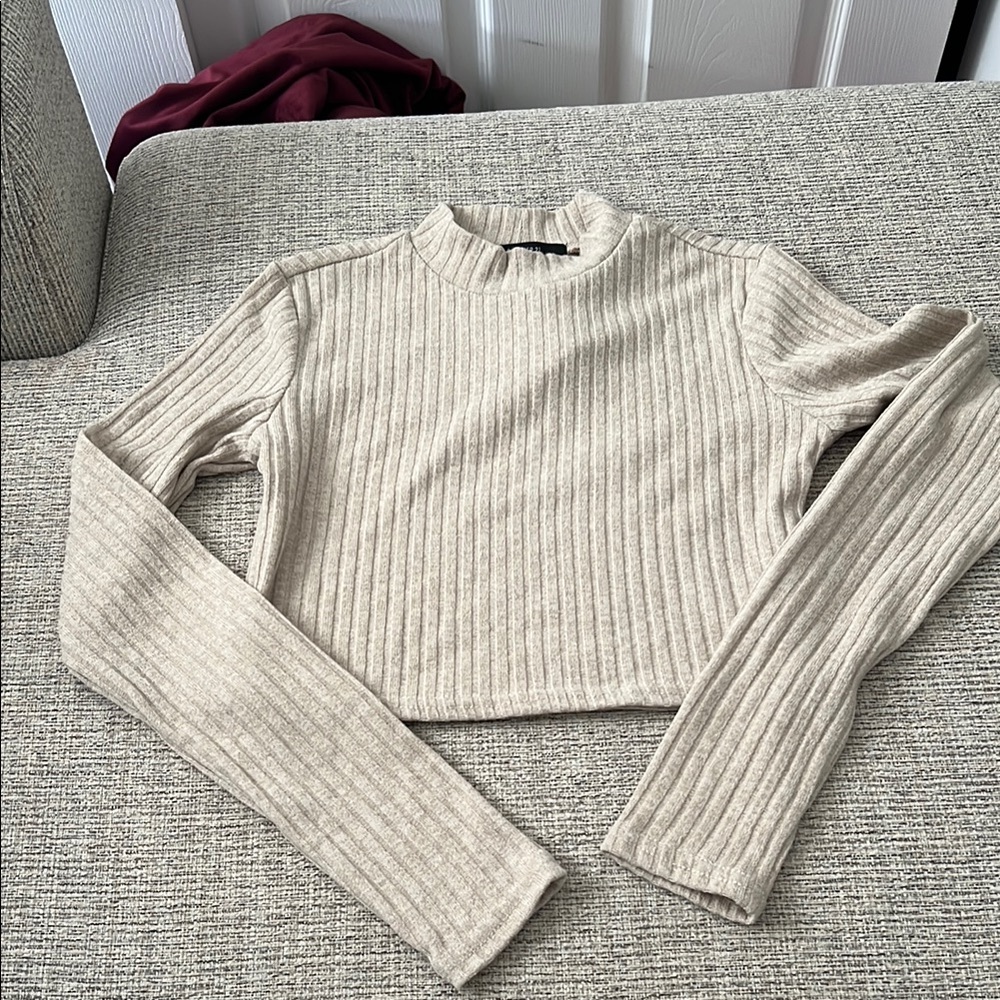 Forever 21 Ribbed Cream Crop Top